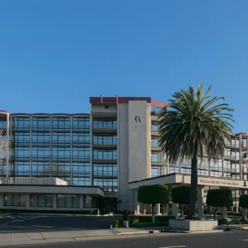 Oakland Airport Executive Hotel