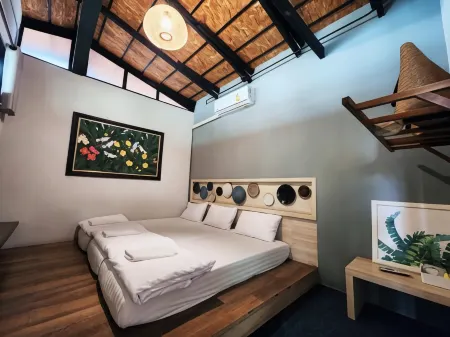 Baan Mai Kradan Hostel Chiang Rai