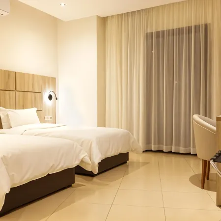 Hotel El Djenina