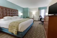 Drury Inn & Suites Birmingham Grandview Hotels in Birmingham