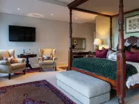 Tintswalo Boulders Hotels near Long Beach