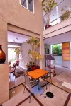 KoenoKoeni Boutique Hotel