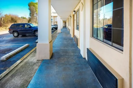 OYO Hotel Jackson South I-55 Отели в г. Бирам