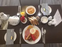 North Parade Seafront Accommodation - breakfast