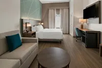 Comfort Suites Hotels in Granbury