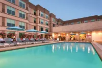 Hyatt House at Anaheim Resort/Convention Center - Pools
