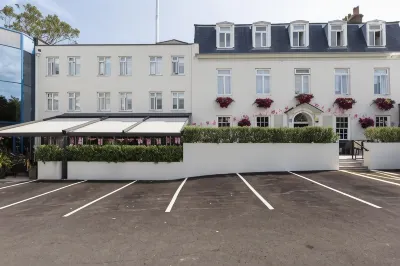 Les Rocquettes Hotel Hotels near Randalls Brewery