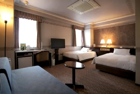 Kurume Station Hotel