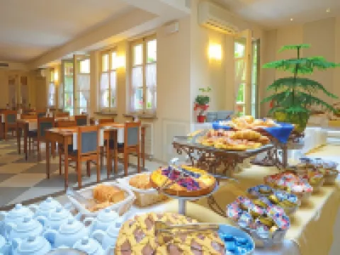 ホテル ローマ エ ロッカ カヴール トリノのホテル