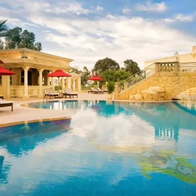 Sheraton Tunis Hotel Отели рядом с достопримечательностью «Бардо»