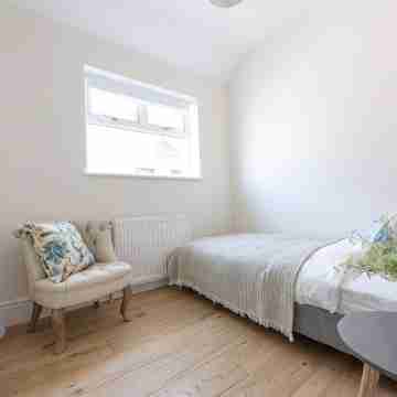 The Pontcanna Pearl 3-Bed Haven Rooms