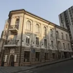 Versailles Hotel Hotels near Nostalgia Art Gallery