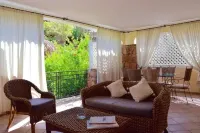 Smeralda Village by Sardegna Smeralda Suite - Two-room Suite فنادق في Porto Rotondo