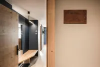 The Post Apartments Hotels in Dobbiaco