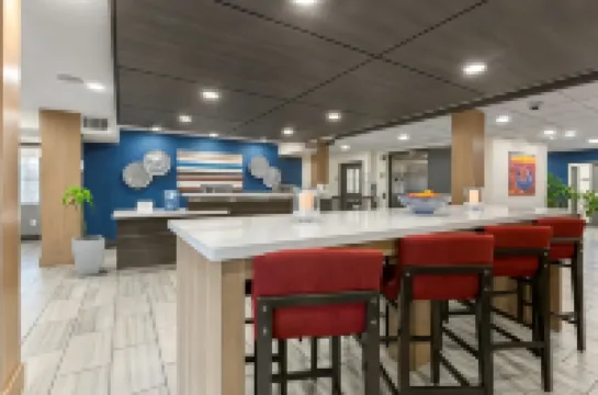 Best Western Plus Yuma Foothills Inn  Suites