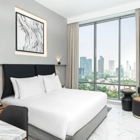 Holiday Inn Dubai Jumeirah Village Circle by IHG Отели рядом с достопримечательностью «Комплекс Дубай-Студио-Сити»
