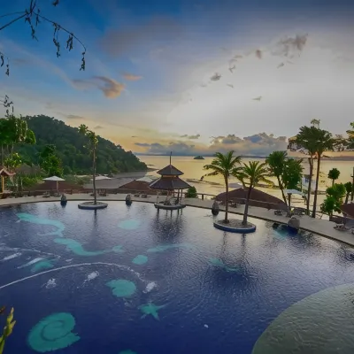 Supalai Scenic Bay Resort & Spa Phuket Hotels in der Nähe von Yachthafen Bang Rong Pier