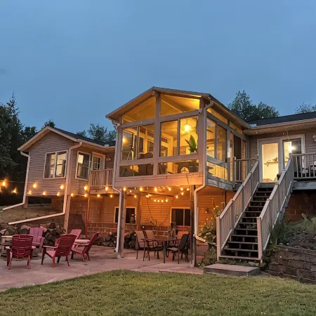 Scenic Kettle River Cabin - Hike, Sauna, Kayaks & More-Your Next Retreat Awaits!