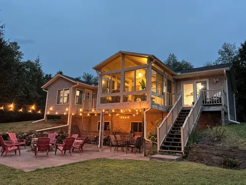 Scenic Kettle River Cabin - Hike, Sauna, Kayaks & More-Your Next Retreat Awaits!