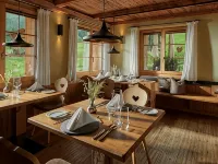 Aspen Alpin Lifestyle Hotel โรงแรมในกรินเดลวัลด์