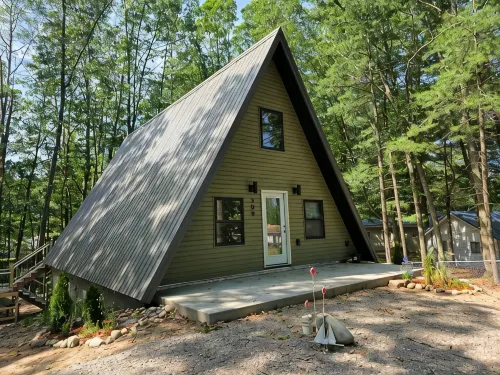 New build A-Frame house in tranquil Houghton Lake with WiFi, AC - WiFi