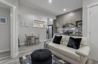 Gorgeous 2 Bedroom 1 Bathroom Guest Suite - Holiday bungalows