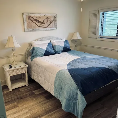 Charming waterfront 2-bedroom condo on Sanibel Island!