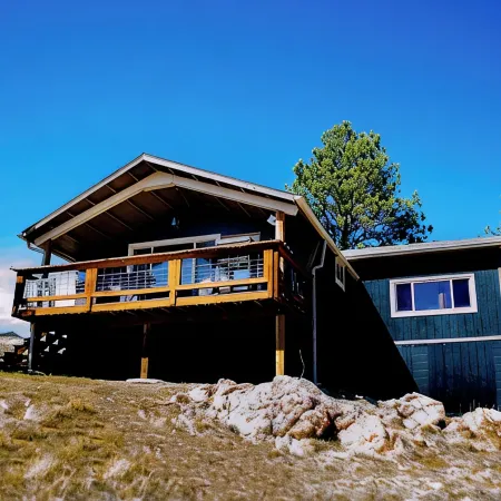 Cozy Hot Tub Cabin On The Lake!