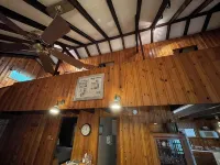 Roomy, Rustic Cabin-4BR, Modern Amenities-Rothrock St Forest near State College - Chalets