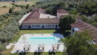 Borgo Pallavicini Mori - Infinity Pools