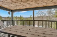 Escape to the Clouds: The Berry Barn Awaits You! - Wifi
