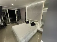 Nagoya Thamrin City apartment horizon Living