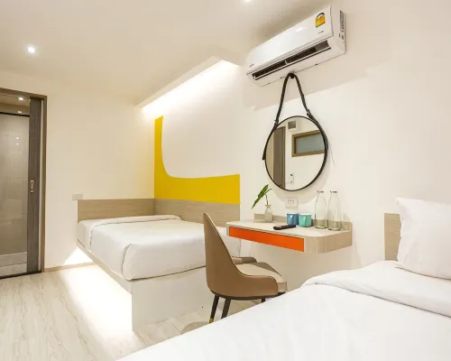 Hometel Night Bazaar Chiangmai Các khách sạn gần Chợ Anusarn