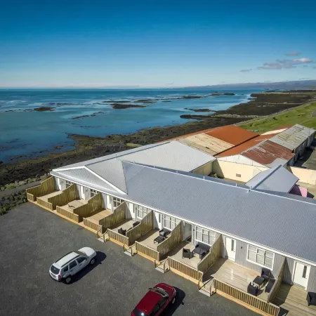 Bakki Apartments & Hostel Hotels in Arborg