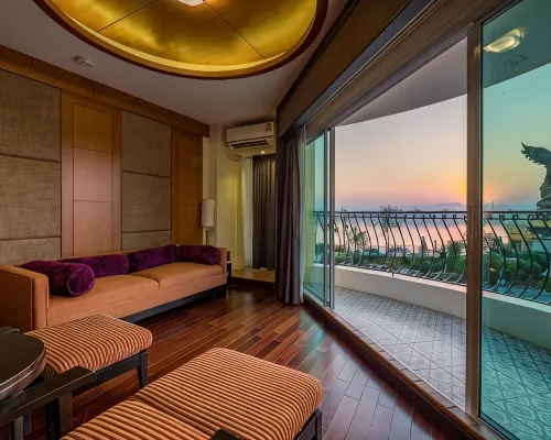 LANDMARK NAKHONPHANOM HOTEL Отели рядом с достопримечательностью «Река Меконг»
