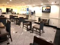 Comfort Suites Westchase Houston Energy Corridor Các khách sạn gần Trung tâm mua sắm Plazamericas Mall