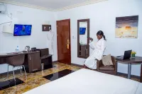 NEW HEAVEN HOTEL