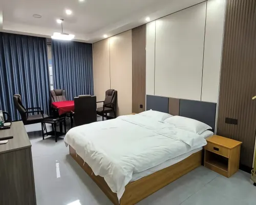 Yuehe Business Hotel Hotels in Weiyuan