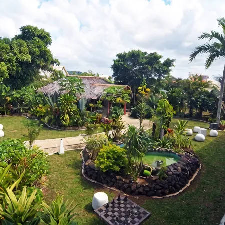 Coconut Palms Resort & Diamond Casino