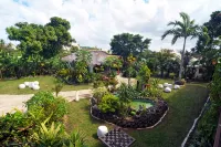 Coconut Palms Resort & Diamond Casino