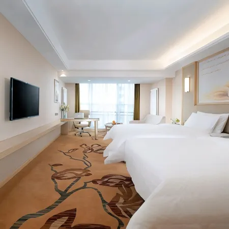 Vienna International Hotel Jinan West Railway Station East Square）