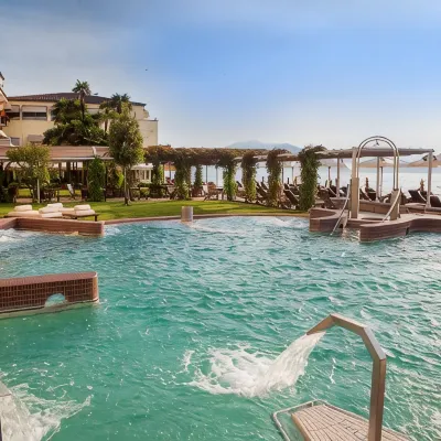 Grand Hotel Terme Sirmione アクアリア SPA周辺のホテル