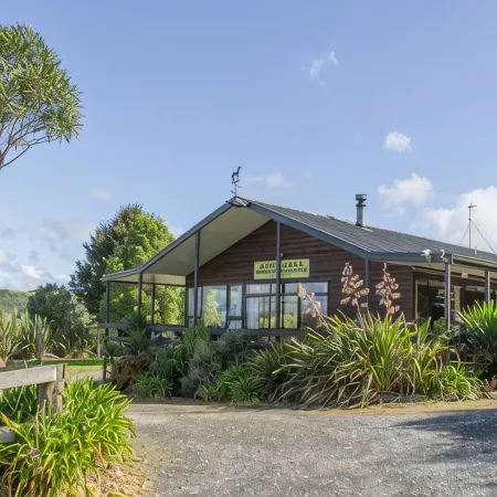 YHA Waitomo, Juno Hall