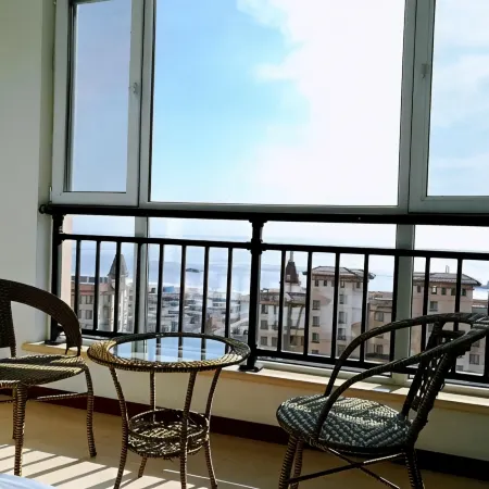 Laotingxuan Seaview Apartment