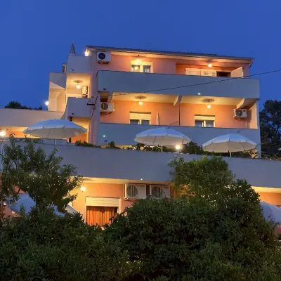 Villa Luketa Hotels near City Center One Split