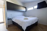 New Luxury Lodge with Meadow View - near National Park Drents-Friese Wold! - 3 estrellas