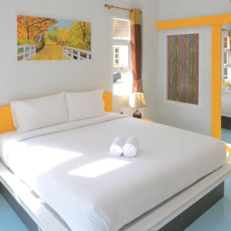 Pueanjai Resort and Restaurant