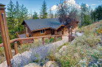 Mountain Home w/ Views & Game Room, Slopes 20 min
