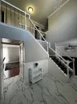 Modern Suburban Oasis- 14 guest House. Family Friendly!