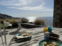 Stunning villa with a pool and with a private beach in Kea, Cyclades. - 4-Star